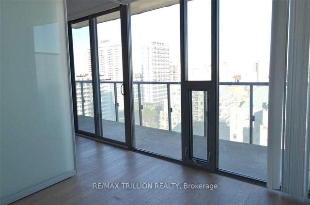 1807 - 1815 Yonge St, Condo with 1 bedrooms, 1 bathrooms and 0 parking in Toronto ON | Image 3