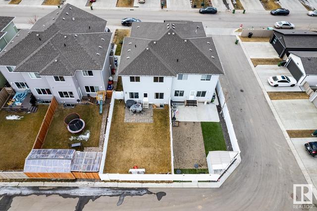 2444 17 Av Nw, House semidetached with 4 bedrooms, 3 bathrooms and null parking in Edmonton AB | Image 53