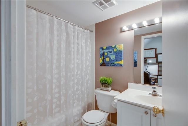 755 - 5 Everson Dr, Townhouse with 2 bedrooms, 2 bathrooms and 1 parking in Toronto ON | Image 9