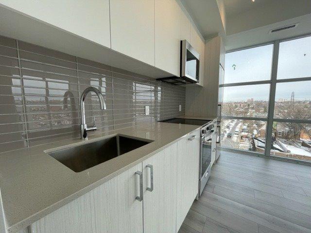 620 - 1787 St Clair Ave W, Condo with 2 bedrooms, 2 bathrooms and 1 parking in Toronto ON | Image 12