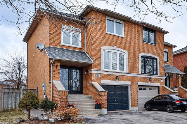 40 Isa Court, House semidetached with 3 bedrooms, 2 bathrooms and 4 parking in Vaughan ON | Image 1