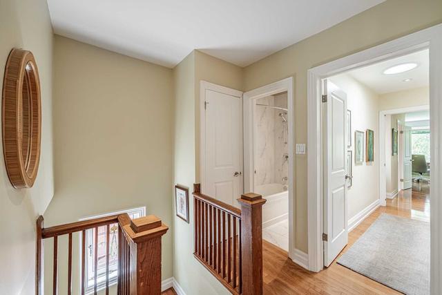 372 Beresford Ave, House detached with 4 bedrooms, 4 bathrooms and 2 parking in Toronto ON | Image 7