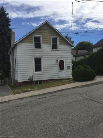 19 Park St, House detached with 2 bedrooms, 2 bathrooms and 1 parking in Port Hope ON | Image 1