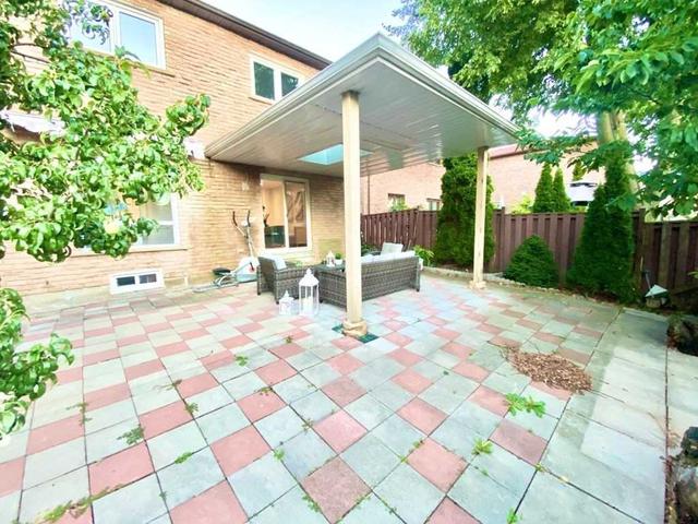 8 Tunney Cres, House detached with 3 bedrooms, 3 bathrooms and 4 parking in Markham ON | Image 18