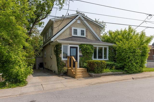 23 Hainer St, House detached with 3 bedrooms, 3 bathrooms and 1 parking in St. Catharines ON | Image 24
