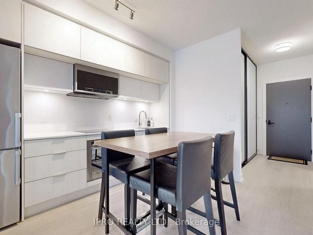 339 - 25 Adra Grado Way, Condo with 1 bedrooms, 2 bathrooms and 1 parking in Toronto ON | Image 11