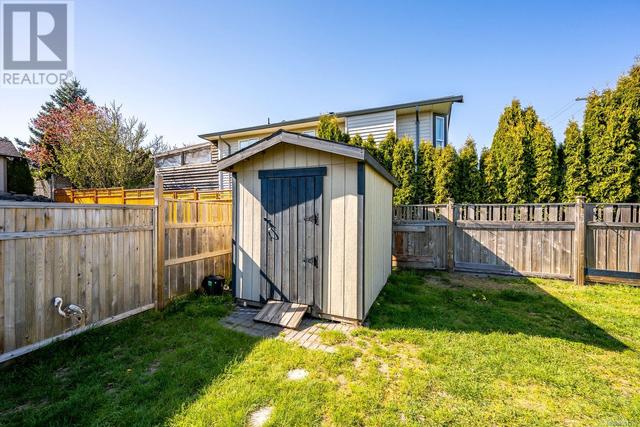 570 Cambridge Dr, House detached with 3 bedrooms, 2 bathrooms and 4 parking in Campbell River BC | Image 27