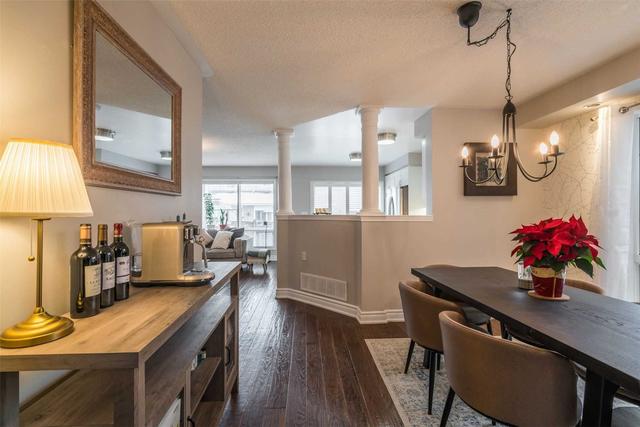 1631 Cartwright Cres, House attached with 3 bedrooms, 3 bathrooms and 3 parking in Milton ON | Image 23