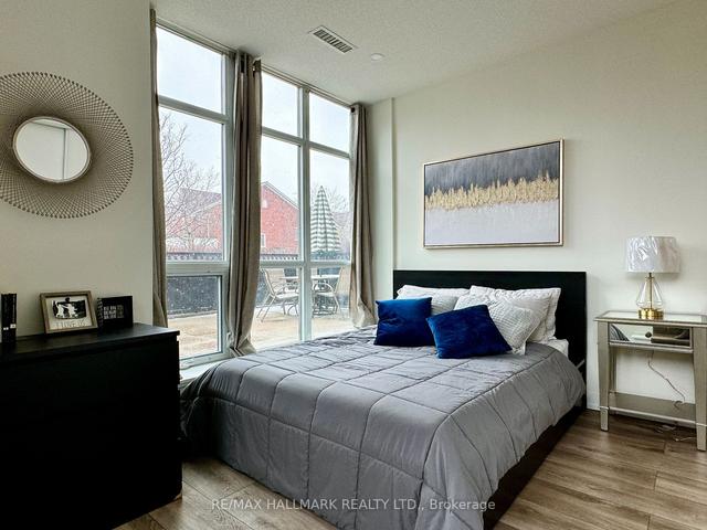124 - 120 Dallimore Circ, Condo with 1 bedrooms, 1 bathrooms and 1 parking in Toronto ON | Image 3
