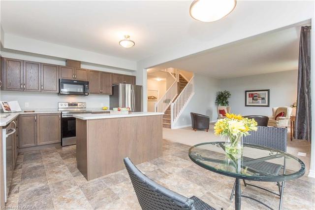 1720 Executive Avenue, House detached with 4 bedrooms, 2 bathrooms and 4 parking in Kingston ON | Image 20