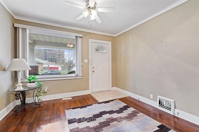 376 South St, House detached with 2 bedrooms, 2 bathrooms and 2 parking in Windsor ON | Image 20