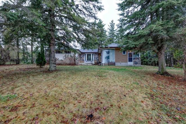 28 Grills Rd, House detached with 2 bedrooms, 1 bathrooms and 1 parking in Kawartha Lakes ON | Image 35
