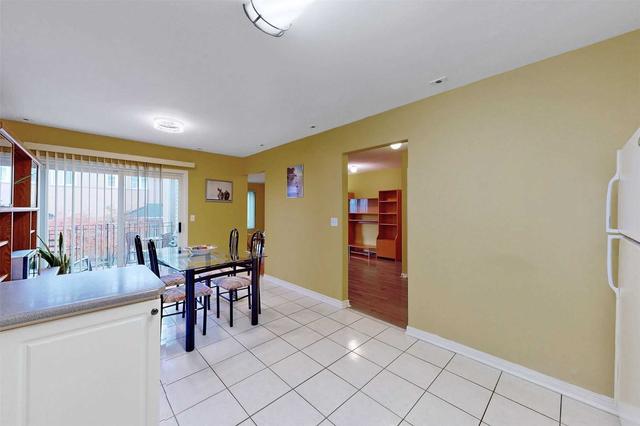 36 - 83 Mondeo Dr, Townhouse with 2 bedrooms, 2 bathrooms and 2 parking in Toronto ON | Image 6