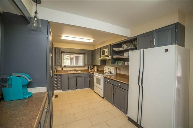 27 Bears Paw, House detached with 3 bedrooms, 2 bathrooms and 6 parking in Whitestone ON | Image 5