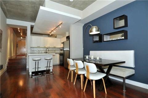 404 - 388 Richmond St W, Condo with 1 bedrooms, 1 bathrooms and 1 parking in Toronto ON | Image 3