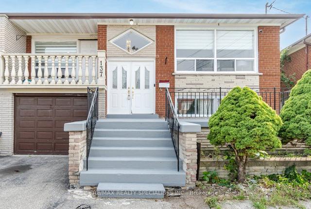 137 Ardwick Blvd, House semidetached with 3 bedrooms, 3 bathrooms and 2 parking in Toronto ON | Image 12