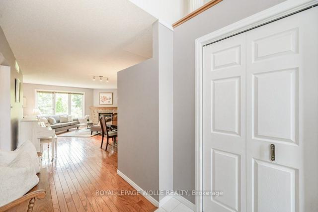 647 Cardiff St, House detached with 2 bedrooms, 3 bathrooms and 6 parking in Waterloo ON | Image 37