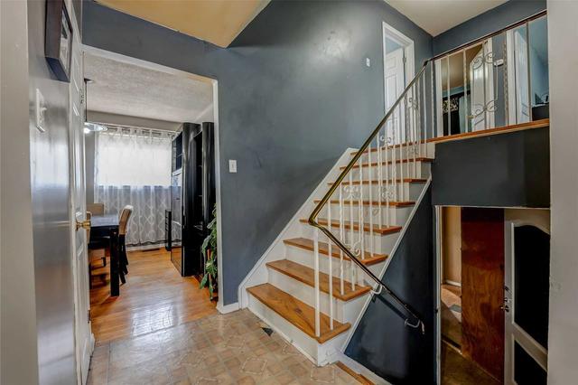 3428 Clanfield Cres, House detached with 4 bedrooms, 4 bathrooms and 4 parking in Mississauga ON | Image 16