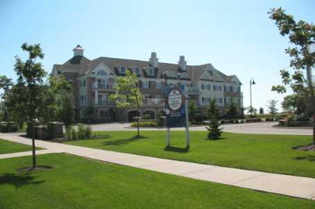 206 - 375 Lakebreeze Dr, Condo with 2 bedrooms, 2 bathrooms and 1 parking in Clarington ON | Image 1
