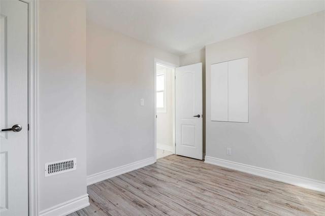 96 East 31st St, House detached with 3 bedrooms, 1 bathrooms and 5 parking in Hamilton ON | Image 25