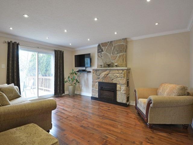 193 London Rd, House detached with 4 bedrooms, 4 bathrooms and 5 parking in Newmarket ON | Image 6