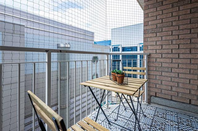 909 - 18 Stafford St, Condo with 1 bedrooms, 1 bathrooms and 1 parking in Toronto ON | Image 9