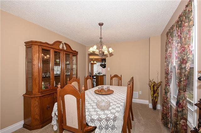 74 Davis Cres, House detached with 4 bedrooms, 4 bathrooms and 4 parking in Halton Hills ON | Image 4