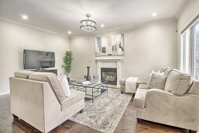 104 Mojave Cres, House detached with 4 bedrooms, 4 bathrooms and 4 parking in Richmond Hill ON | Image 5
