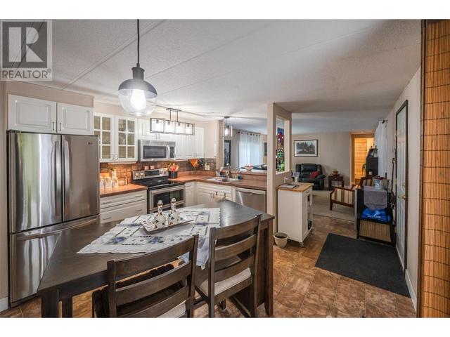 20 - 6822 Leighton Crescent, House other with 3 bedrooms, 2 bathrooms and 1 parking in Okanagan Similkameen C BC | Image 9
