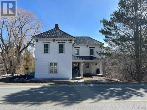 141 Riverview Drive, House detached with 3 bedrooms, 1 bathrooms and null parking in Florenceville Bristol NB | Card Image
