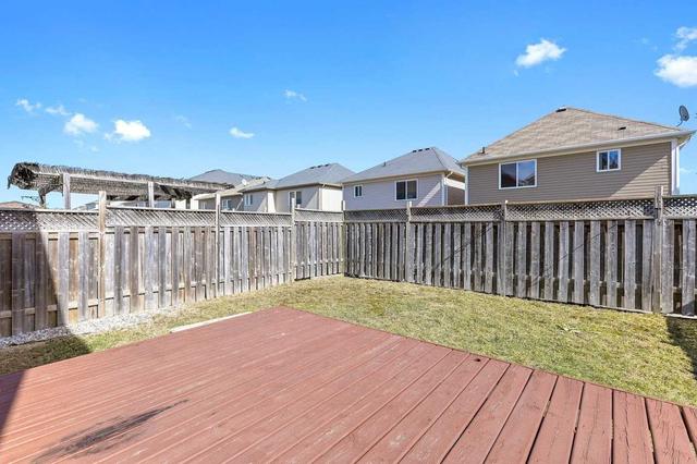 79 Powell Dr, House detached with 3 bedrooms, 3 bathrooms and 3 parking in Hamilton ON | Image 5