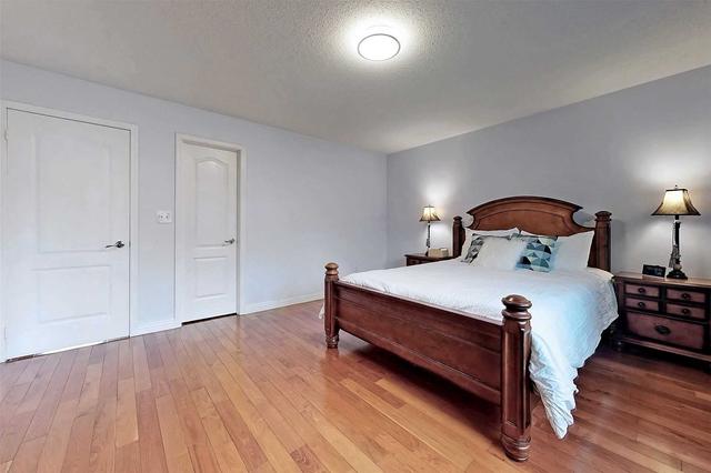 32 Castlemore Ave, House detached with 4 bedrooms, 4 bathrooms and 4 parking in Markham ON | Image 10