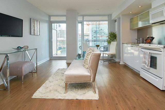 705 - 4k Spadina Ave, Condo with 1 bedrooms, 1 bathrooms and 1 parking in Toronto ON | Image 3