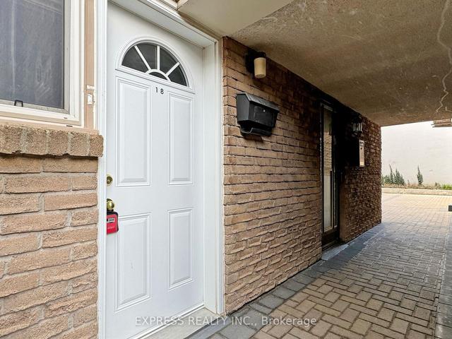 18 - 1666 Queen St E, Townhouse with 3 bedrooms, 1 bathrooms and 1 parking in Toronto ON | Image 36