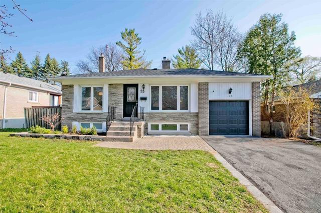 25 Summerside Cres, House detached with 4 bedrooms, 3 bathrooms and 5 parking in Toronto ON | Image 1