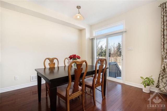 215 Via San Marino Street, Townhouse with 3 bedrooms, 3 bathrooms and 2 parking in Ottawa ON | Image 10