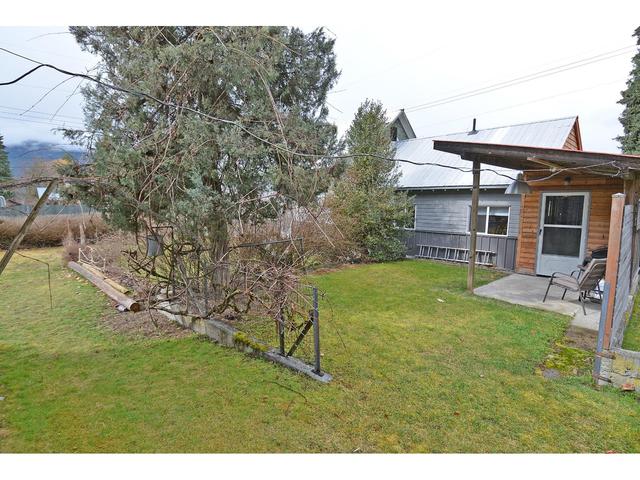 124 Lake Avenue, House detached with 3 bedrooms, 2 bathrooms and null parking in Silverton BC | Image 30