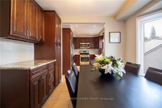 111 Pinewarbler Dr, House detached with 4 bedrooms, 4 bathrooms and 4 parking in Hamilton ON | Image 9