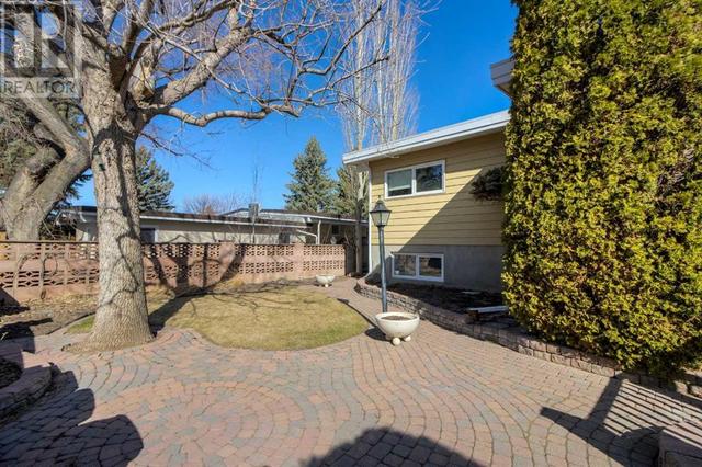 3906 Nipigon Road S, House detached with 3 bedrooms, 2 bathrooms and 4 parking in Lethbridge AB | Image 41