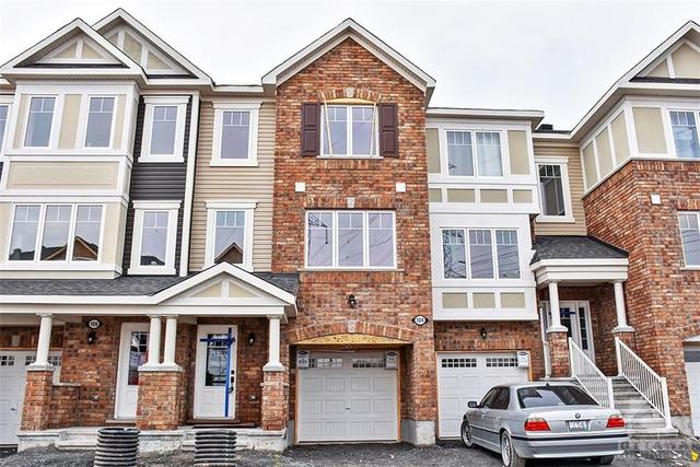 104 Gelderland Private, Townhouse with 3 bedrooms, 3 bathrooms and 2 parking in Ottawa ON | Image 1