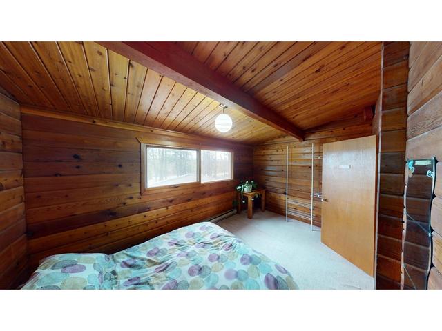 861 New Lake Road, House detached with 3 bedrooms, 3 bathrooms and null parking in East Kootenay C BC | Image 54