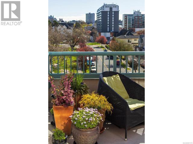 803 - 636 Montreal St, Condo with 2 bedrooms, 2 bathrooms and 2 parking in Victoria BC | Image 18