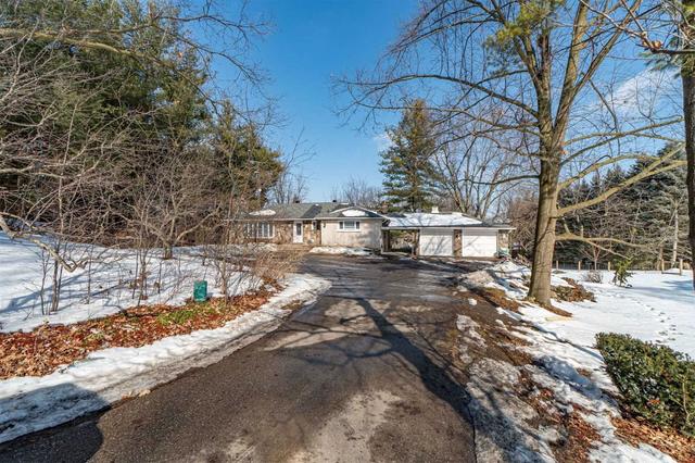 10805 Fourth Line, House detached with 3 bedrooms, 4 bathrooms and 12 parking in Halton Hills ON | Image 12