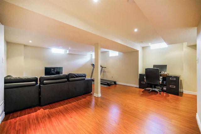 2 Westolivia Tr, House semidetached with 4 bedrooms, 4 bathrooms and 3 parking in Vaughan ON | Image 20