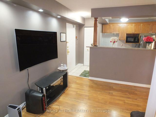 103 - 851 Queenston Rd, Condo with 2 bedrooms, 2 bathrooms and 1 parking in Hamilton ON | Image 19