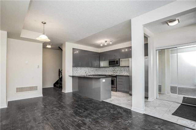 49 - 7 Brighton Pl, House attached with 3 bedrooms, 3 bathrooms and 2 parking in Vaughan ON | Image 2