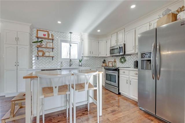18240 Laura Avenue, House detached with 3 bedrooms, 2 bathrooms and 6 parking in South Glengarry ON | Image 3