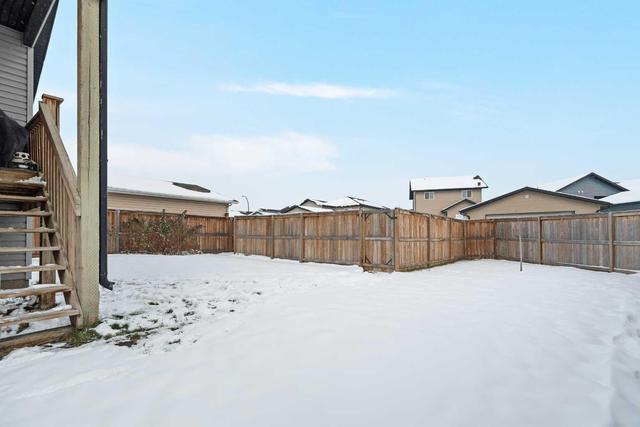 7 Jaspar Gate, House detached with 4 bedrooms, 2 bathrooms and 3 parking in Red Deer AB | Image 4