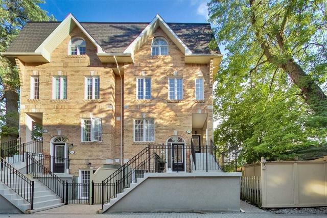 th39 - 32 Rusholme Park Cres, Townhouse with 3 bedrooms, 3 bathrooms and 1 parking in Toronto ON | Image 27