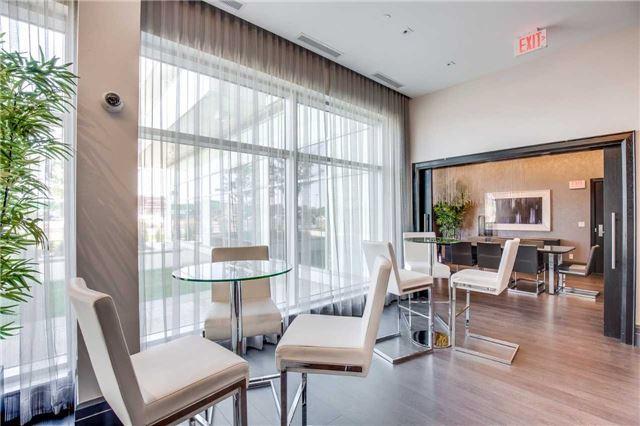 809 - 55 Speers Rd, Condo with 2 bedrooms, 2 bathrooms and 2 parking in Oakville ON | Image 16